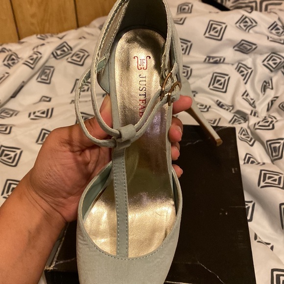 Just fab platform heels. Only worn once for prom night! Mint green. Size 8 - Picture 3 of 5